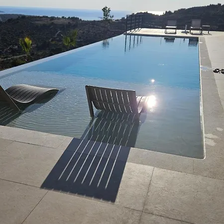 Villa Madan *